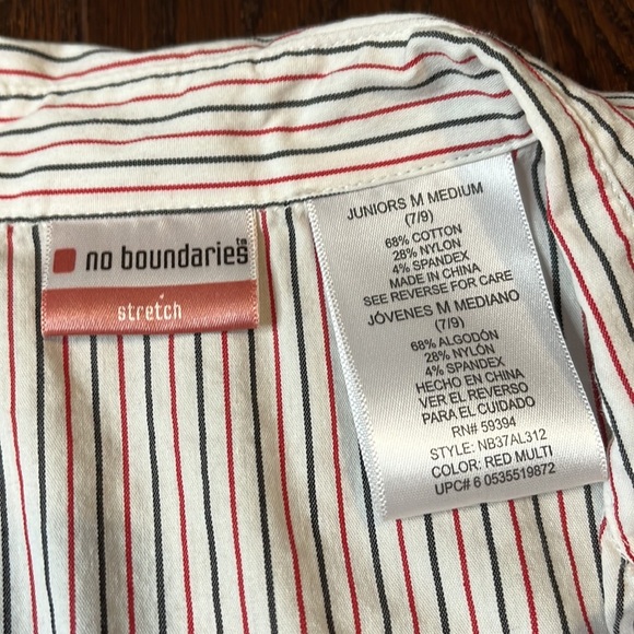 No boundaries striped blouse Junior size medium - Picture 4 of 6